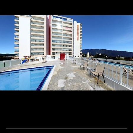 Apartamento Bertioga Centro Bagian luar foto